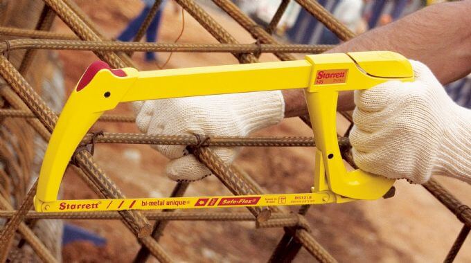 Sierra-Manual-Safe-Flex-en-uso